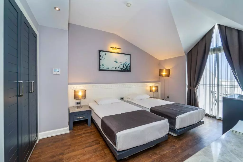 اتاق دو تخته هتل جیوا بیچ فتحیه